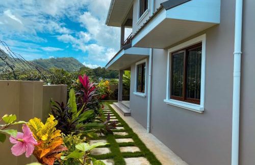 Beau Vallon Apartment | Whispering Palms