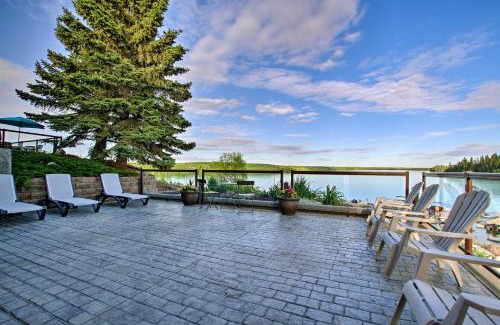 Pine Lake House | Whispering Pines Cabin with Pool, Lake and Golf Access!