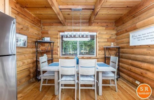 Mammoth Creek Cabin | Whispering Pines is your Lake House of choice in the Beautiful setting of Panguitch Lake, Utah