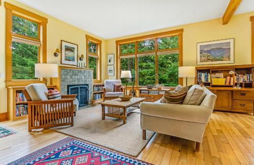 Rosario House | Whispering Pines Retreat