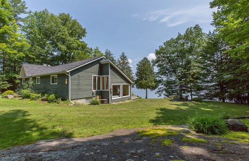Muskoka Lakes Cabin | Whispering Pines ~ set on a private peninsula on Lake Muskoka!