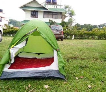 Kuttikkanam Hotel | Whispering Pinewoods