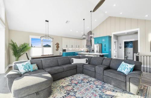 Cedar Key House | Whispering Waves Family Retreat