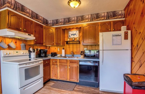 Rangeley Cabin | Whispering Winds | Shared Waterfront w/Large Yard & Fire Pit