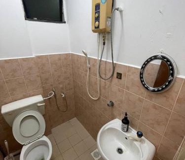 Bukit Baru Apartment | Whispering Woods 3 ROOMS & NETFLIX by EZYROOM MELAKA
