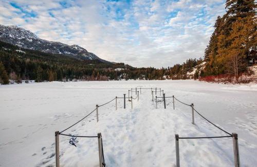 Whistler Creekside Apartment | Whistler Studio Next 2Lifts W/Free Parking