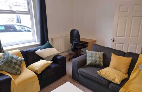 Tynemouth Apartment | Whitby Elegance