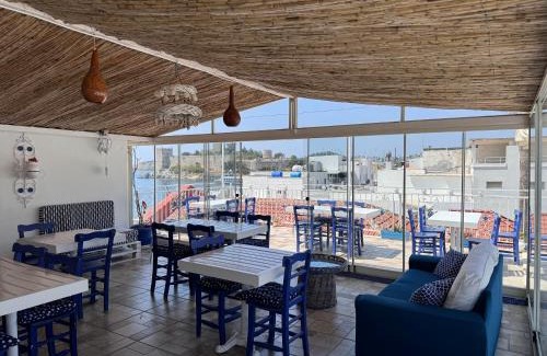 Bodrum City Center Bed & Breakfast | White and Blue Bodrum