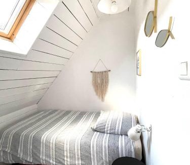 Locquirec House | White and Sea Lodge