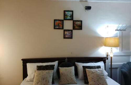 Khaira Gali Cabin | White Bird Villa