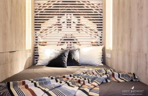 Inner City Budapest Apartment | White Boat Studio Apartment GOLD
