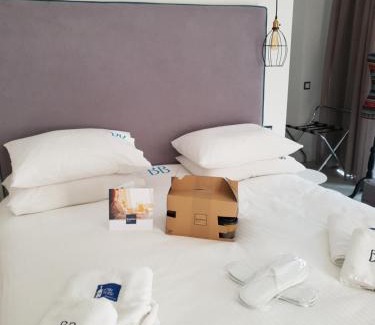 Thessaloniki City Centre Apartment | White Bottle Superior Apartments