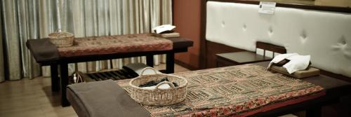 Wua Lai Hotel | White Boutique Hotel and Spa