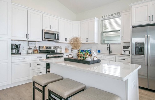 Mississippi City House | White Breeze