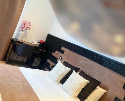 Gosselies Bed & Breakfast | White Castle - Charleroi Airport