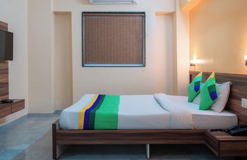 Pune Hotel | White Castle