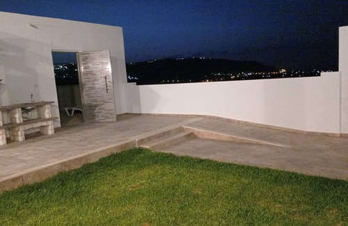 Beni Atta Villa | White Cats