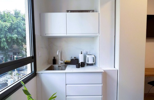 Haifa Apartment | White Door Apartments