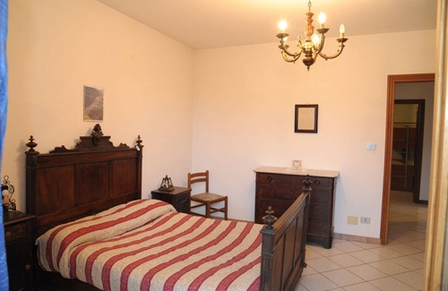 Roccabruna Apartment | White eagle tourist rental surrounded by nature in Roccabruna