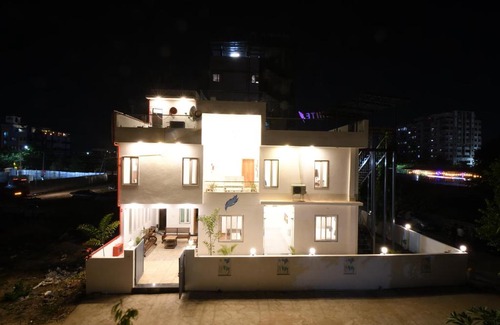Udaipur District House | White Feather Homestay
