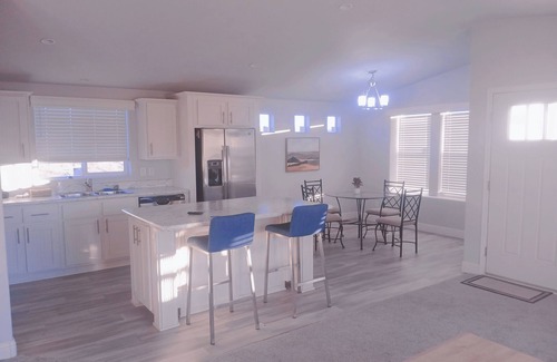 Willow Beach House | White Hills, AZ, Las Vegas, Grand Canyon, Boulder, Dolan Springs, Mohave County