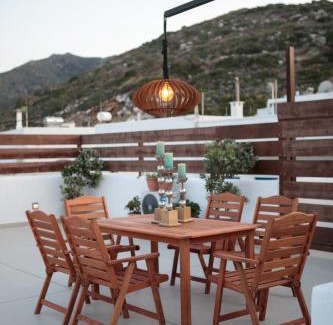 Apollonas Villa | white house apollon naxos