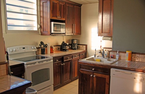 Parque House | White House by the Beach, one block from ocean park beach within gated community