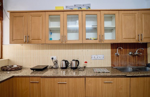 Rishikesh Villa | White House By The Ganges