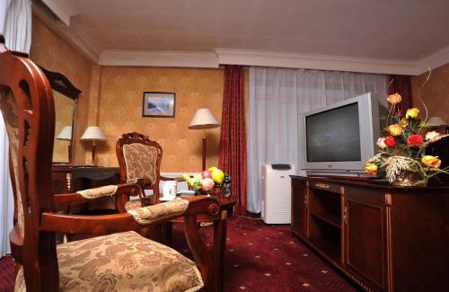 Bayangol Hotel | White House Hotel