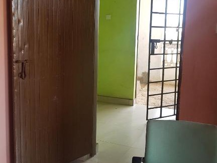 Mombasa Apartment | White house