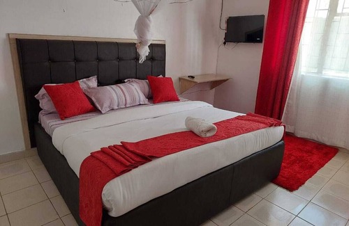 Eldoret Bed & Breakfast | White House Lounge & Accommodation