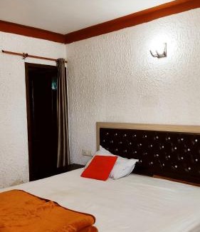 Jalandhar Hotel | WHITE HOUSE Luxury Rooms - Loved by Travellers, Couples, Corporates