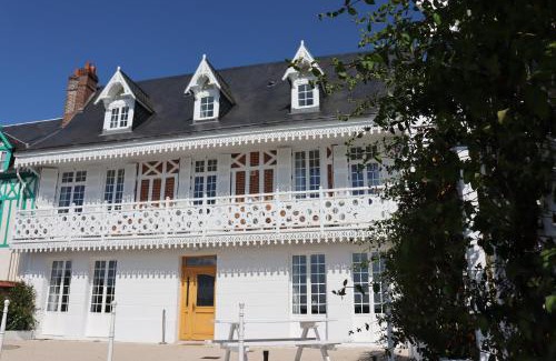 Villequier House | White House, maison d'hôtes