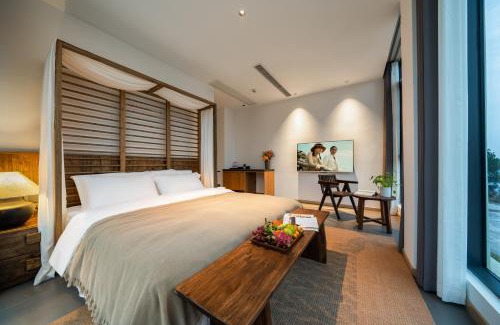 Wulong Hotel | White House Yuanjing Hotel