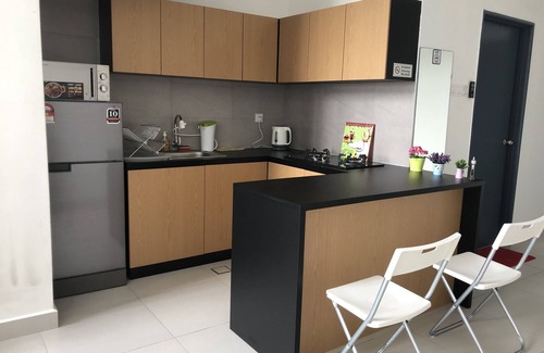 Cyberjaya House | White Ivy Sawtelle Suites Cyberjaya