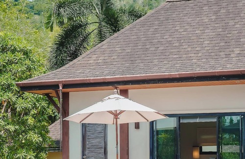 Rawai Villa | White Lily Pool Villa