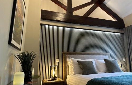 Wadsworth Hotel | White Lion