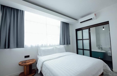 Malim Jaya Hotel | White Loft Hotel