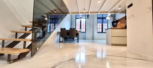 Zyrardow Apartment | White loft