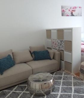 Josefstadt Apartment | White Lotus Apartment
