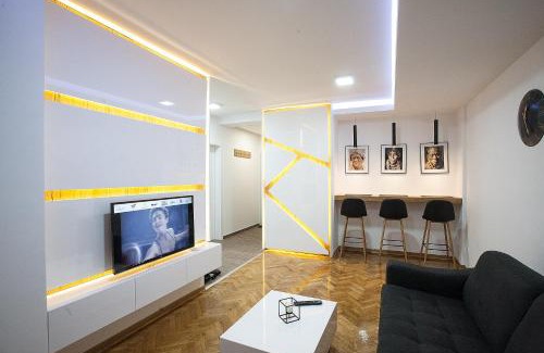 Dorcol Apartment | White Lux apartment