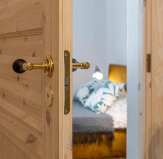 Centrs Apartment | White LUX apartments next to the Old town with free parking