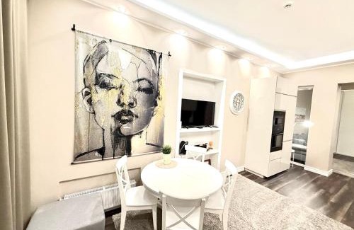 Centrs Apartment | White LUX apartments next to the Old town with free parking