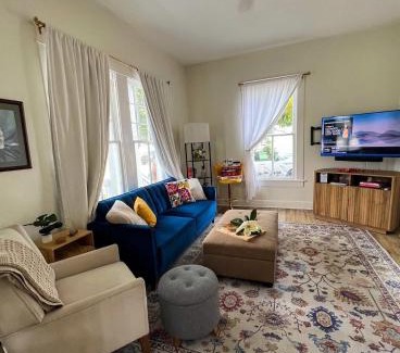 San Jacinto House | White Magnolia Galveston - Walk to Beach, Strand, Cruise, Pleasure Pier
