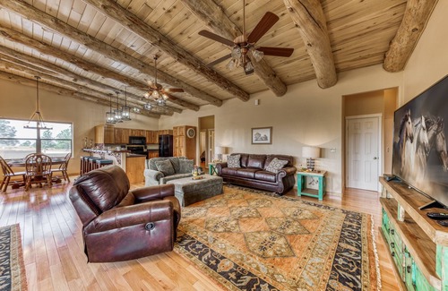 Ruidoso Cabin | White Mountain Retreat | Hot Tub, Grill, Fireplace
