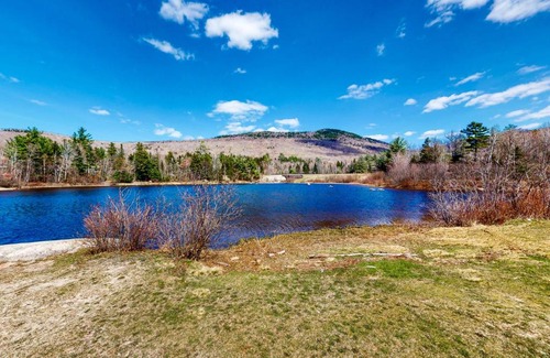 Waterville Valley Apartment | White Mountains Waterville Retreat