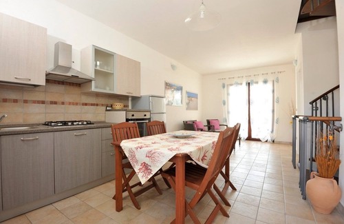 Santa Maria Navarrese Apartment | White Navarrese House B
