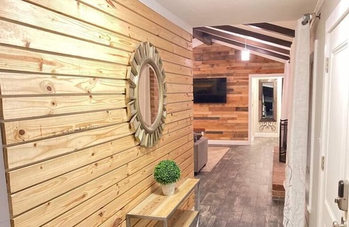 Brent House | White Oak Minutes To Beach & Pensacola NAS