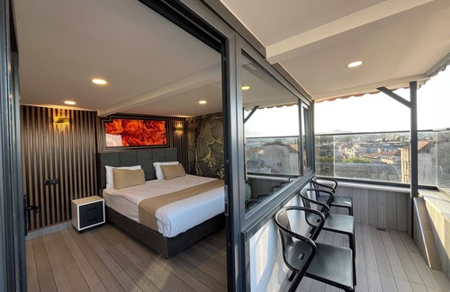 Istanbul City Center Hotel | White Palace Haliç
