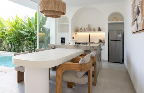 Babakan Apartment | White Palm Villa